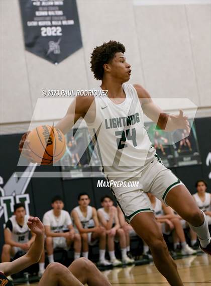 Thumbnail 2 in El Modena vs. Sage Hill (CIF SS Division 4A Quarterfinal) photogallery.