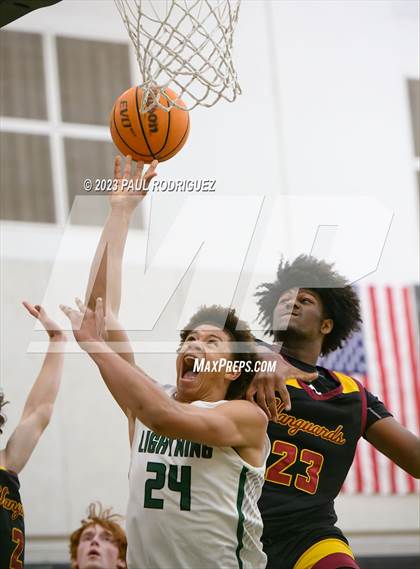 Thumbnail 2 in El Modena vs. Sage Hill (CIF SS Division 4A Quarterfinal) photogallery.