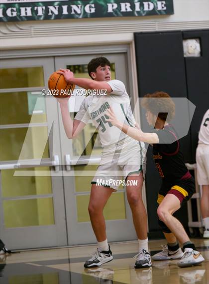 Thumbnail 3 in El Modena vs. Sage Hill (CIF SS Division 4A Quarterfinal) photogallery.
