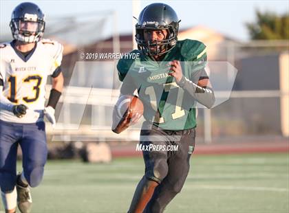 Thumbnail 2 in River City @ Monterey Trail photogallery.