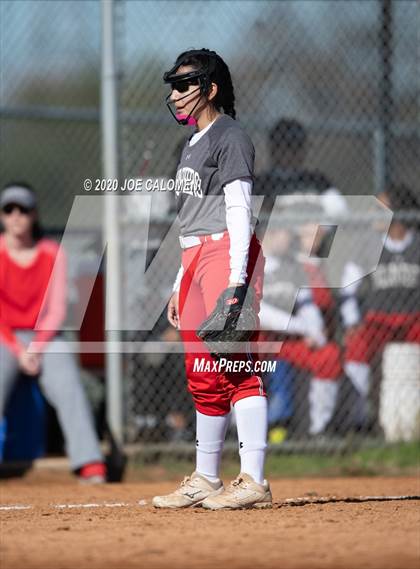 Thumbnail 2 in Lee [Robert E.] vs Highlands (Scrimmage) photogallery.