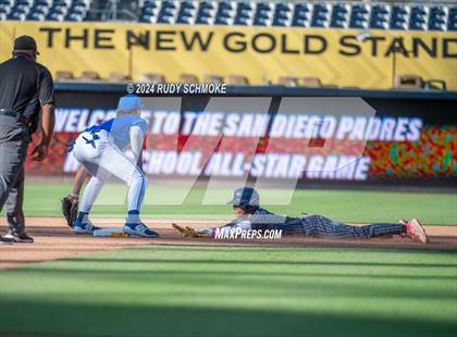 Thumbnail 3 in CIF SDS All-Star Game photogallery.