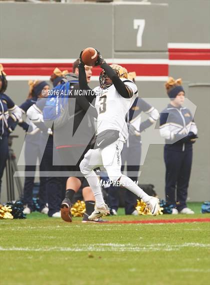 Thumbnail 1 in Shelby vs. Northside (NCHSAA 2AA Final) photogallery.