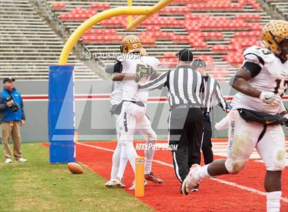 Thumbnail 3 in Shelby vs. Northside (NCHSAA 2AA Final) photogallery.
