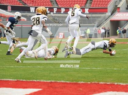 Thumbnail 1 in Shelby vs. Northside (NCHSAA 2AA Final) photogallery.
