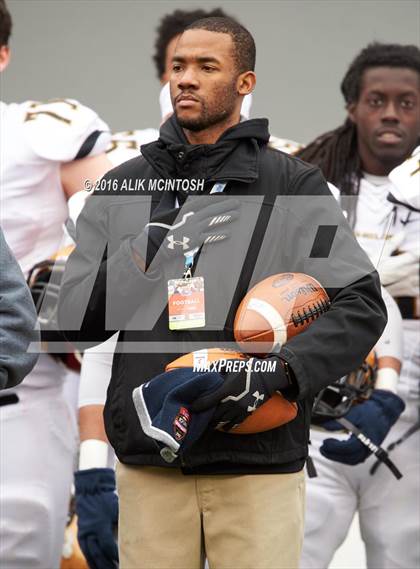 Thumbnail 2 in Shelby vs. Northside (NCHSAA 2AA Final) photogallery.