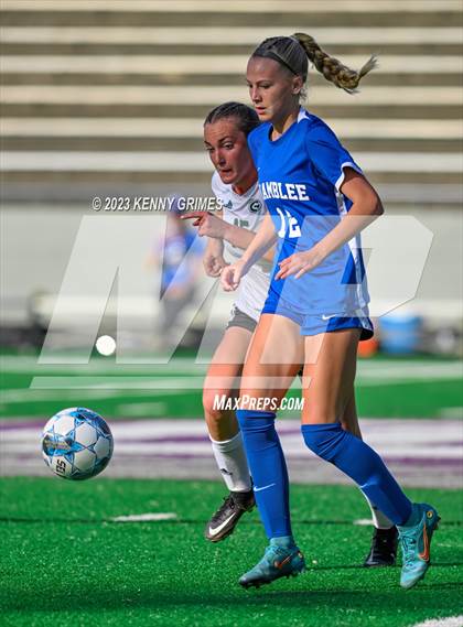Thumbnail 3 in Chamblee vs. Greenbrier (GHSA 5A Final) photogallery.