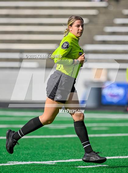 Thumbnail 3 in Chamblee vs. Greenbrier (GHSA 5A Final) photogallery.