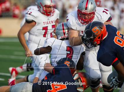 Thumbnail 1 in Seven Lakes vs. Fort Bend Travis photogallery.