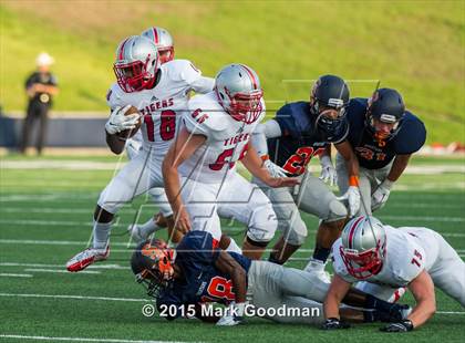 Thumbnail 1 in Seven Lakes vs. Fort Bend Travis photogallery.