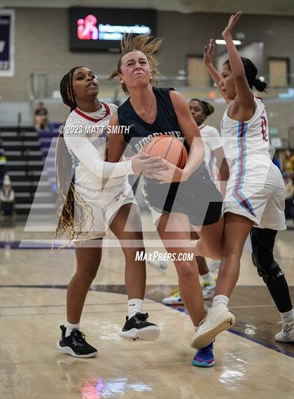 Thumbnail 1 in Ridgeline vs. Monterey (Holiday Hoopfest) photogallery.
