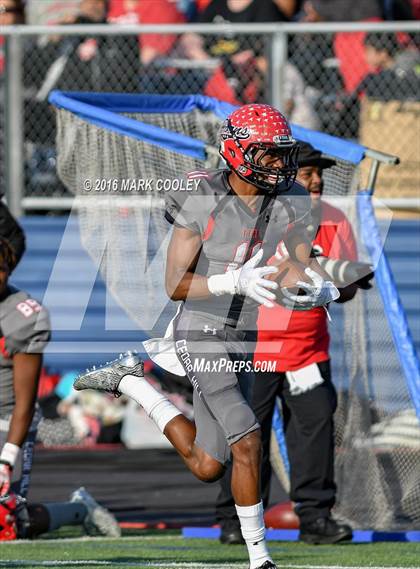 Thumbnail 2 in Cedar Hill @ Midway (UIL 6A Bi District Playoff) photogallery.