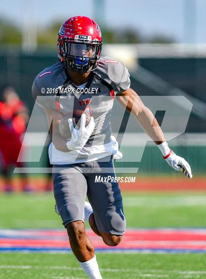 Thumbnail 3 in Cedar Hill @ Midway (UIL 6A Bi District Playoff) photogallery.