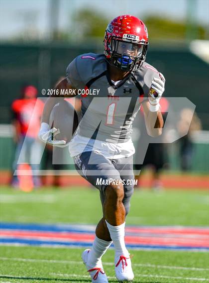 Thumbnail 2 in Cedar Hill @ Midway (UIL 6A Bi District Playoff) photogallery.