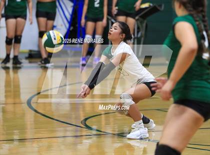Thumbnail 2 in Oak Grove vs Glendale Adventist (CIFSS Div 10 Rnd 1 Playoff) photogallery.