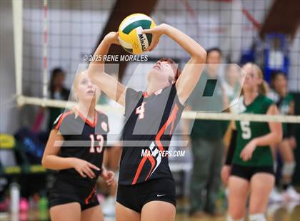 Thumbnail 3 in Oak Grove vs Glendale Adventist (CIFSS Div 10 Rnd 1 Playoff) photogallery.