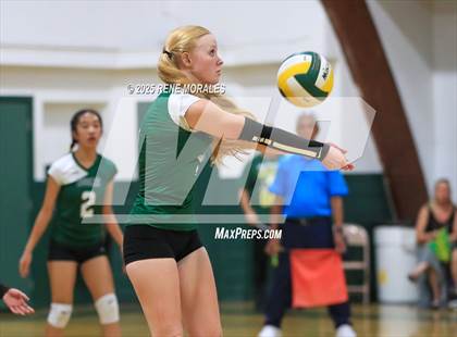 Thumbnail 3 in Oak Grove vs Glendale Adventist (CIFSS Div 10 Rnd 1 Playoff) photogallery.