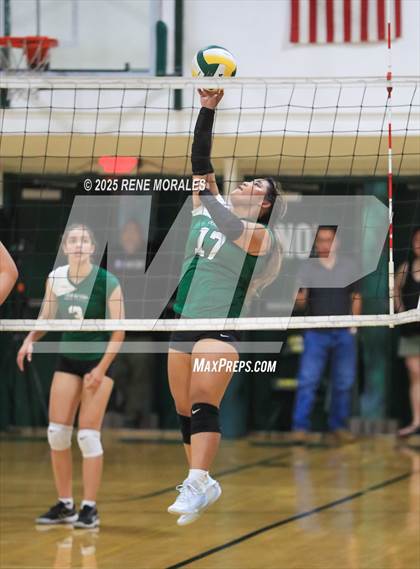 Thumbnail 2 in Oak Grove vs Glendale Adventist (CIFSS Div 10 Rnd 1 Playoff) photogallery.