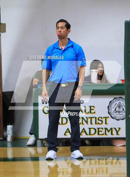 Thumbnail 2 in Oak Grove vs Glendale Adventist (CIFSS Div 10 Rnd 1 Playoff) photogallery.