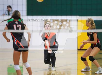 Thumbnail 1 in Oak Grove vs Glendale Adventist (CIFSS Div 10 Rnd 1 Playoff) photogallery.