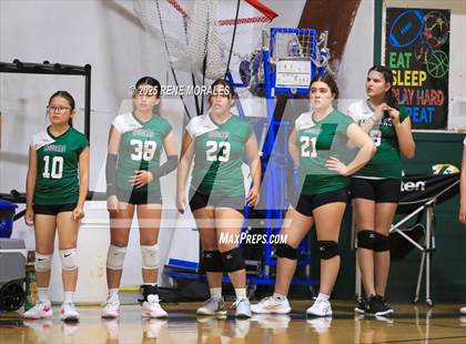 Thumbnail 3 in Oak Grove vs Glendale Adventist (CIFSS Div 10 Rnd 1 Playoff) photogallery.