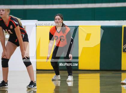Thumbnail 1 in Oak Grove vs Glendale Adventist (CIFSS Div 10 Rnd 1 Playoff) photogallery.
