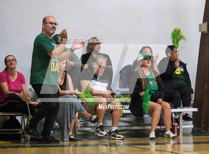 Thumbnail 3 in Oak Grove vs Glendale Adventist (CIFSS Div 10 Rnd 1 Playoff) photogallery.