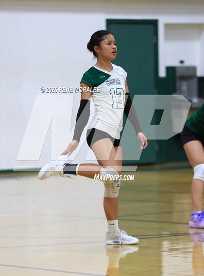 Thumbnail 3 in Oak Grove vs Glendale Adventist (CIFSS Div 10 Rnd 1 Playoff) photogallery.