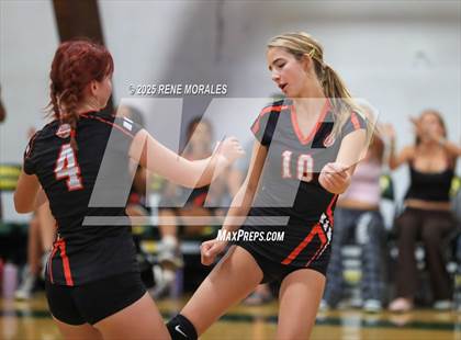 Thumbnail 1 in Oak Grove vs Glendale Adventist (CIFSS Div 10 Rnd 1 Playoff) photogallery.