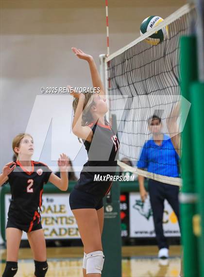 Thumbnail 2 in Oak Grove vs Glendale Adventist (CIFSS Div 10 Rnd 1 Playoff) photogallery.