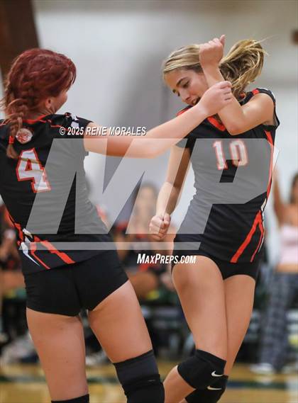 Thumbnail 3 in Oak Grove vs Glendale Adventist (CIFSS Div 10 Rnd 1 Playoff) photogallery.