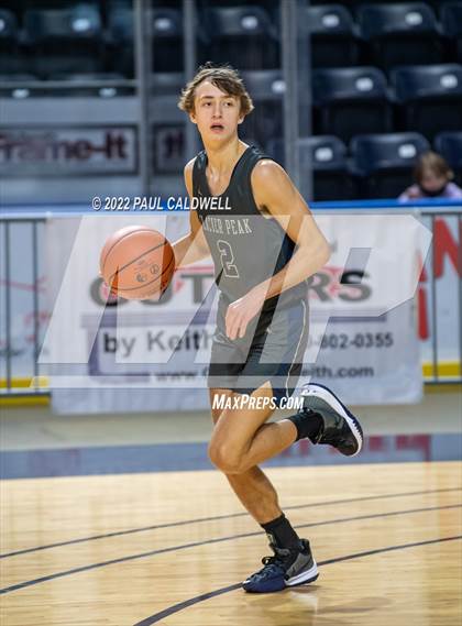 Thumbnail 1 in Sumner @ Glacier Peak (Kings Showcase) photogallery.