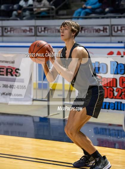 Thumbnail 1 in Sumner @ Glacier Peak (Kings Showcase) photogallery.