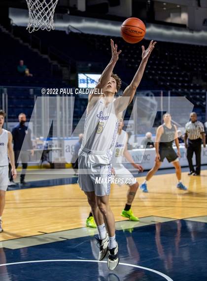 Thumbnail 1 in Sumner @ Glacier Peak (Kings Showcase) photogallery.