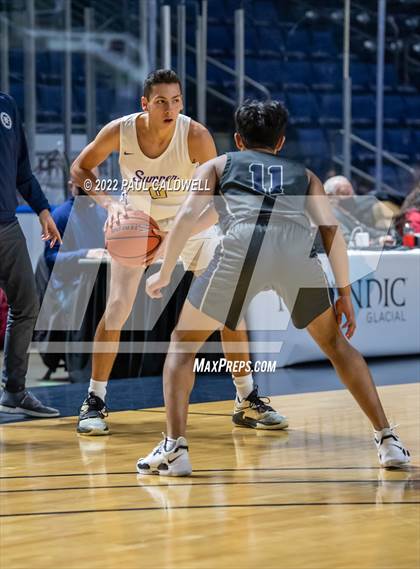 Thumbnail 1 in Sumner @ Glacier Peak (Kings Showcase) photogallery.