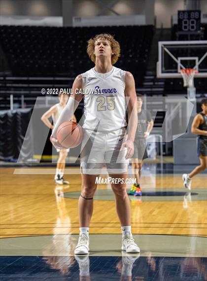 Thumbnail 1 in Sumner @ Glacier Peak (Kings Showcase) photogallery.