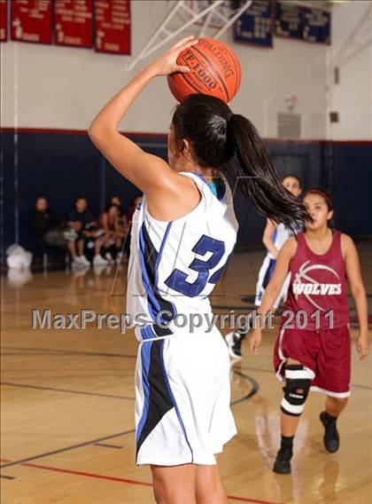 Thumbnail 3 in Van Nuys vs. Burbank (West Coast Holiday Classic) photogallery.