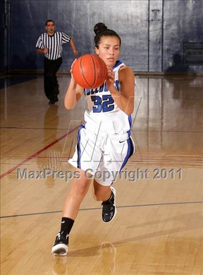 Thumbnail 3 in Van Nuys vs. Burbank (West Coast Holiday Classic) photogallery.
