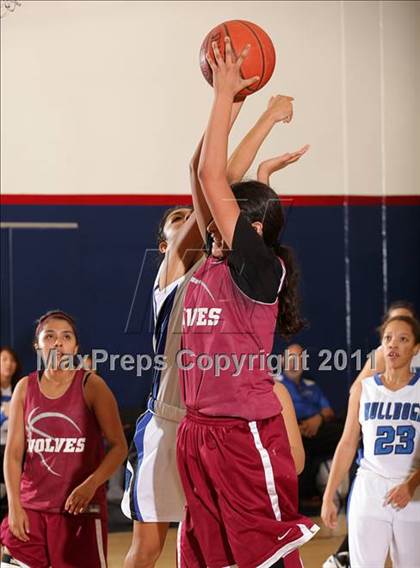 Thumbnail 3 in Van Nuys vs. Burbank (West Coast Holiday Classic) photogallery.