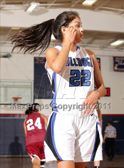 Thumbnail 1 in Van Nuys vs. Burbank (West Coast Holiday Classic) photogallery.