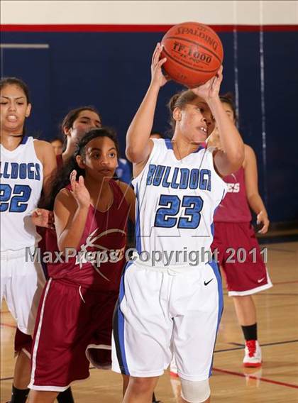 Thumbnail 1 in Van Nuys vs. Burbank (West Coast Holiday Classic) photogallery.