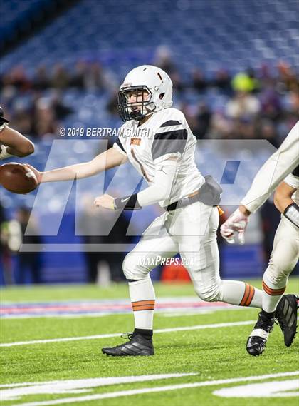 Thumbnail 2 in Southwestern vs. Wilson (Section 6 Class C Final) photogallery.