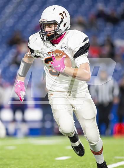 Thumbnail 1 in Southwestern vs. Wilson (Section 6 Class C Final) photogallery.