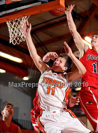 Thumbnail 1 in Brewer @ Grissom photogallery.