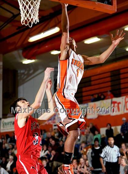 Thumbnail 1 in Brewer @ Grissom photogallery.