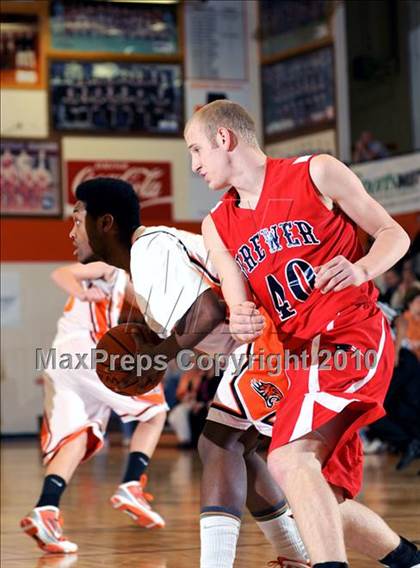 Thumbnail 2 in Brewer @ Grissom photogallery.