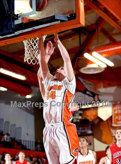 Thumbnail 1 in Brewer @ Grissom photogallery.