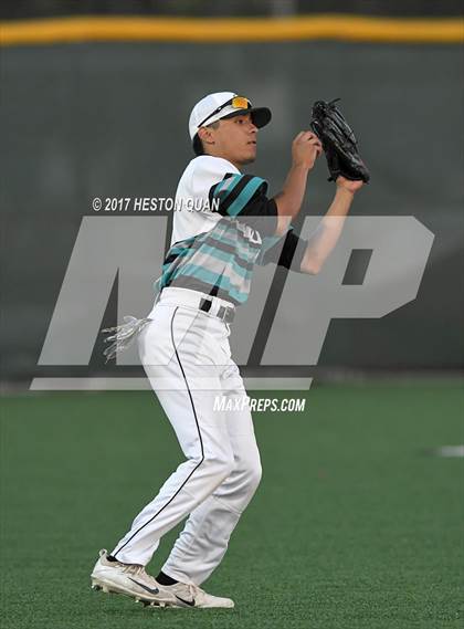 Thumbnail 3 in Mater Dei vs Santiago (Boras Classic South) photogallery.