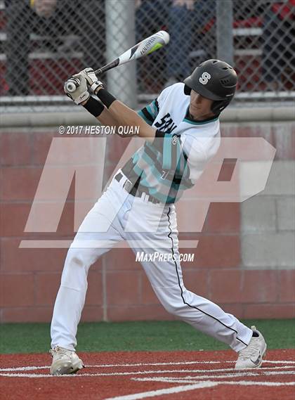Thumbnail 2 in Mater Dei vs Santiago (Boras Classic South) photogallery.