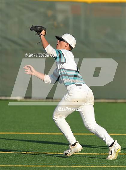 Thumbnail 3 in Mater Dei vs Santiago (Boras Classic South) photogallery.